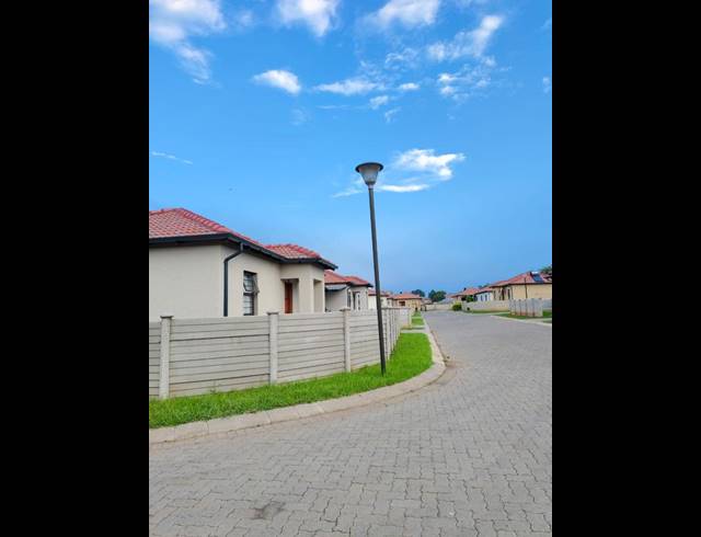 3 BEDROOM HOUSE FOR SALE IN WATERVAL EAST